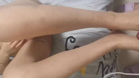 超淫丝袜母狗小语2022新版私拍爆操制服黑丝被肥猪男主各种玩法各种操121