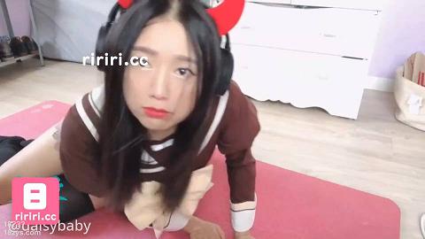 SWAG@daisybaby二次元巨乳美少女體驗叁次元口爆feat.地球宅男