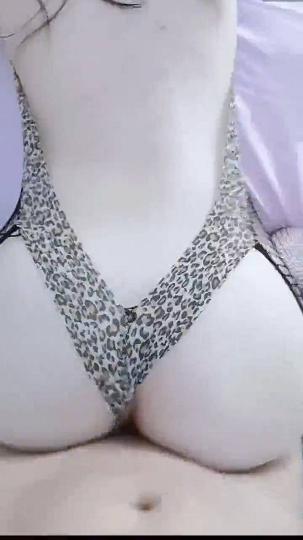 Twitter推特女神极品身材美乳美穴海量分享视频福利YDzddFmOyKaxSZ3Q