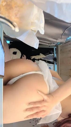 2021.11.16，新下海大三學生妹，一頁葉