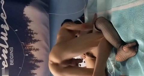 最新性愛泄密空姐美女琪琪和紋身男友