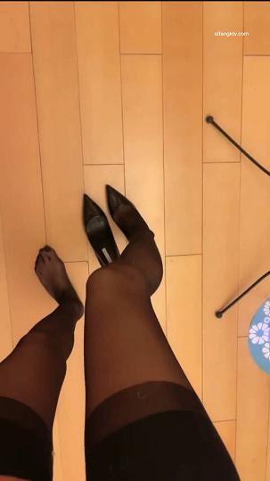 网红脸骚鸡陈怡曼~真的骚！最新挑逗勾引福利视频cym13