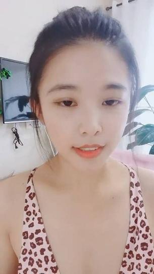 反差表美女大尺度自慰视频福利36643577_几许渔_20220513_105641