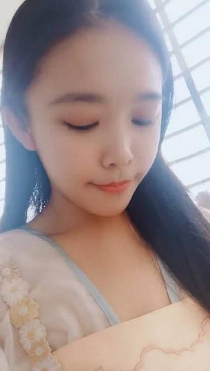 反差表美女大尺度自慰视频福利36643577_几许渔_20220513_122014