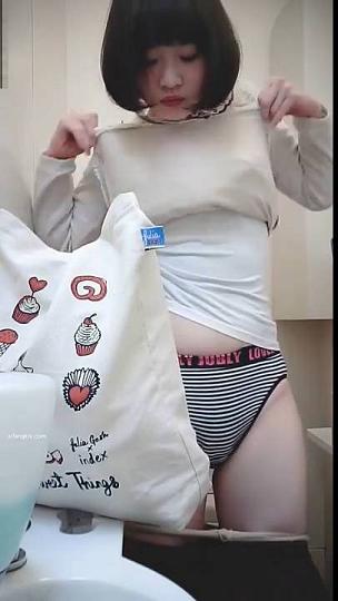 商场~写字楼~厕拍完美近视角偷拍近百位露脸112