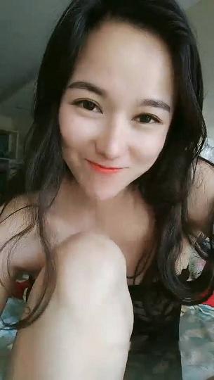 少妇妩媚自摸 乱花渐欲迷人啊