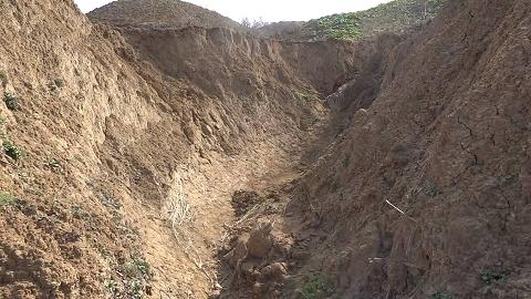 黑絲配學生裝大冷天野戰1