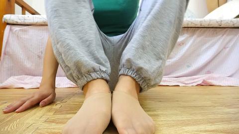 爱穿袜袜的小公举13