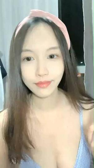 良家主播在家情趣内衣挑逗做爱  呻吟声听着酥酥的