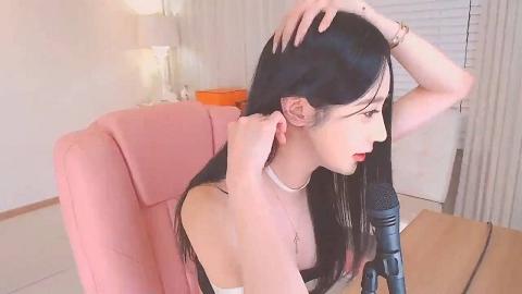 韩国女神级美女在线热舞自慰秀2