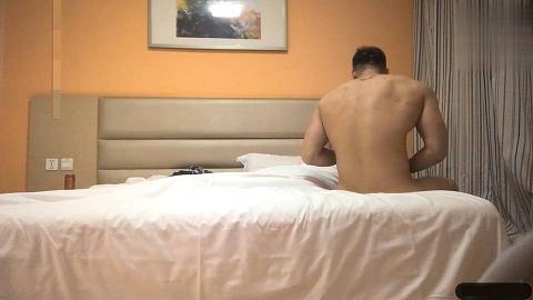 与眼镜妹的一夜情