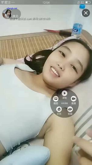 从萝莉，到孕期，到生完变回萝莉。给大佬们发福利了萝莉2002381018076-15-1_new.avi