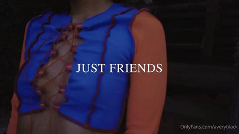 拍摄视角独特的亚裔媚外女averyblack0h4emubrstqn7ine65m4v_source-wP2wyOX1