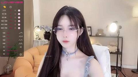 stripchatDeepEggs极品女神_清纯反差_细长美腿_跳蛋猛震83306615_DeepEggs_20221130_035343