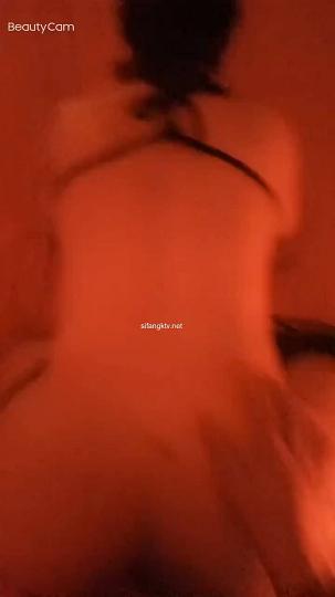 私密电报付费群贵宾席专属福利~长沙极品网红CD美佳琪露脸私拍~男女妖三性~混交5P群魔乱舞1110.avi