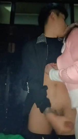 私密电报付费群贵宾席专属福利~长沙极品网红CD美佳琪露脸私拍~男女妖三性~混交5P群魔乱舞114.avi