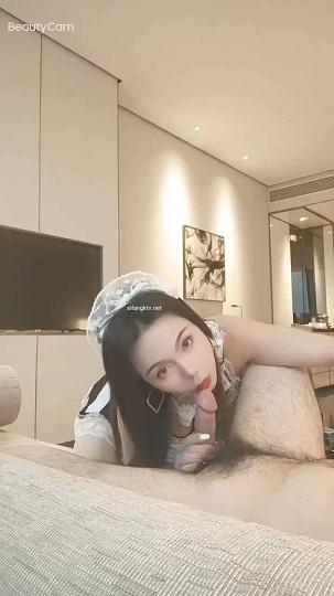 私密电报付费群贵宾席专属福利~长沙极品网红CD美佳琪露脸私拍~男女妖三性~混交5P群魔乱舞1194.avi