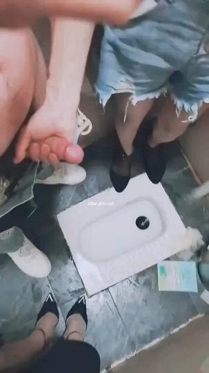 私密电报付费群贵宾席专属福利~长沙极品网红CD美佳琪露脸私拍~男女妖三性~混交5P群魔乱舞1271.avi