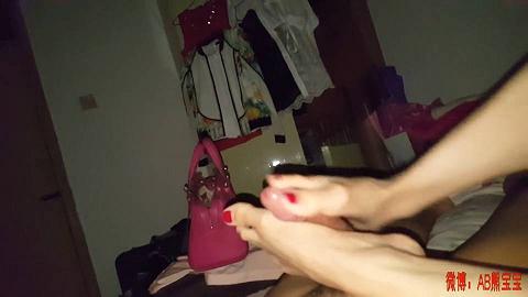 别人搜集的美女各种足控足交丝袜裸足视频福利川菜lzzj0002