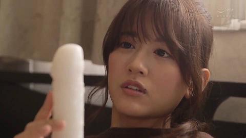 水果派解说135实用度Max的URE漫改真人版！欲求不满人妻臣服在公公的大肉棒之下下