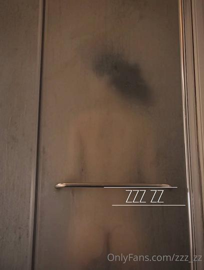 推特韩国zzz_zz调教自己极品小女友2021-05-2173788