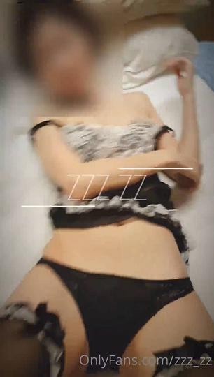 推特韩国zzz_zz调教自己极品小女友2021-06-1623912