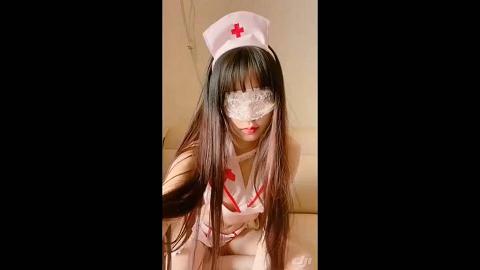 八月未央——护士-红白