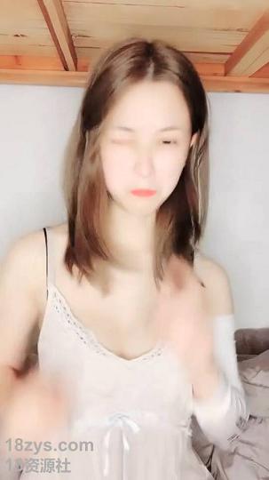 37812245_咬掉樱桃_20220723_010136