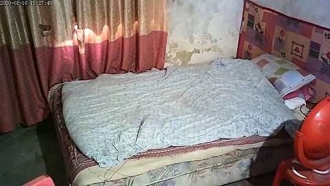 城中村几个颜值姐妹租用民房改专用炮房为各个年龄段的男性提供快餐服务有个极品干这个可惜了new_2023119