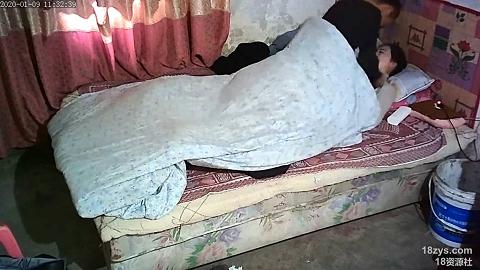 城中村几个颜值姐妹租用民房改专用炮房为各个年龄段的男性提供快餐服务有个极品干这个可惜了new_2023144