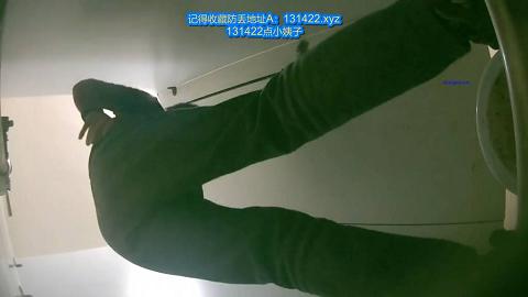 学生公寓附近女厕全景偷拍20230309130709_00003210.mov
