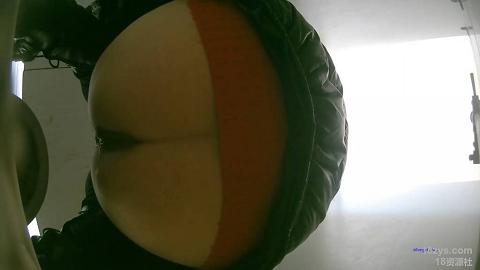 学生公寓附近女厕全景偷拍20230305093711_0000174.mov