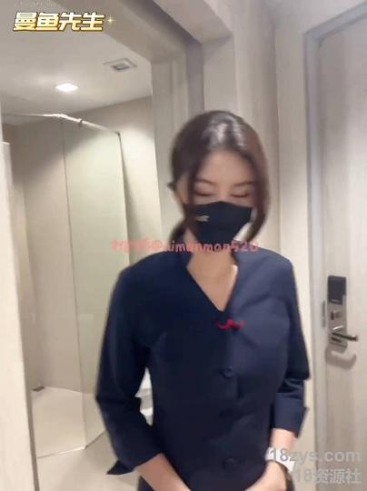 小雨兼职按摩女服务酒店探男（1）