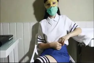 三P馨馨一八岁师大年夜准新生 史上最毛总没长几根