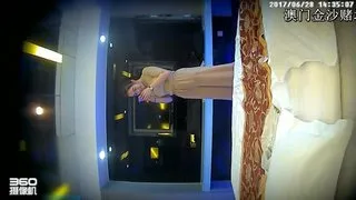 豪华酒店高气质本质OL职业美男肤白滑嫩和雕丝男开房啪啪啪男的口活短长啊扞了好几炮美男呻吟娇喘