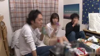 第二集 酔っ払った親友の彼女が隠れキス魔でビックリ