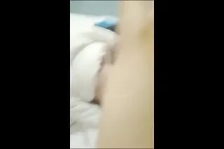 不明了阿谁狼友出的馊主张让萝莉女主播网吧勾搭个像二师兄的到钟点房嗨对白有趣