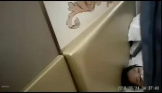 二鄙陋男夜晚酒吧外捡尸位时尚气质的大年夜美男,带到酒店高二人轮番玩弄啪啪,边肏边拍,从外貌真看不出阴毛那么畅旺 第0二集