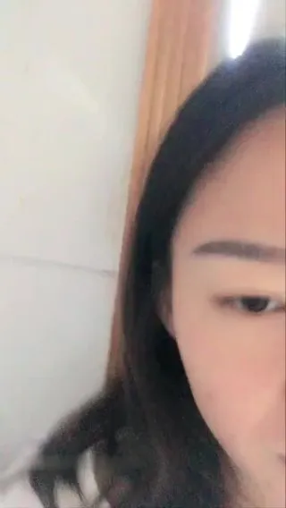 BB挺嫩妹子宿舍道具自蔚秀全裸眺蛋震动粉B掰开挺出格飞腾出水很是诱惑喜好不要错过第0一集