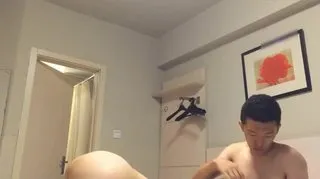 百度云泄密-E罩杯性感大年夜美男和闺蜜老公偷情,床上各类体位爆插后又对着镜子后插,让她看本身挨插得ying样 第0一集