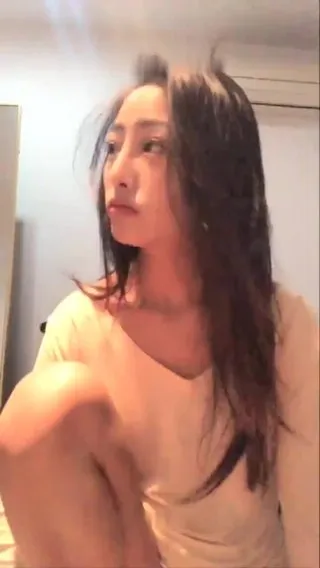 小可爱平台 原卡哇伊 高颜值美男主播吸舔取精收费大年夜秀洗澡掰B脸蛋身材总美非常诱人第0一集