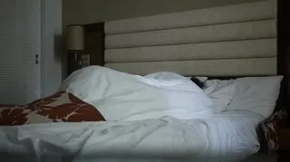 我求你俾我我想要 广州健身锻练论哥躺着快速前后抽插烧女发出很大年夜啪啪的响声粤语对白第0一集