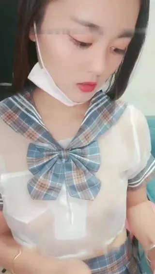 小可爱平台 原卡哇伊 标致美男主播陈小蜜一0二七自蔚大年夜秀穿戴礼服豪情自蔚非常诱人第0一集