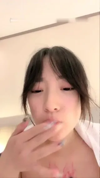 小可爱平台 原卡哇伊 年青小嫩妹养乐多一0二九和炮友啪啪大年夜秀洗澡口-交啪啪非常诱人第0二集