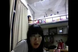 肉鸡偷拍女大年夜同学宿舍内更衣服洗澡擦身体Ru做面膜,总是顶花带刺的黄花大年夜闺女柔滑的贵体第0二集