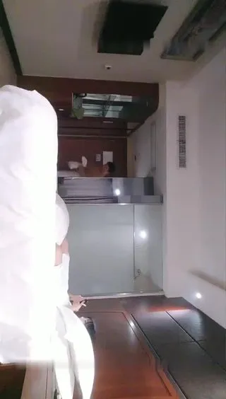 小可爱平台 原卡哇伊 约炮前提前放好手机偷拍直播先洗澡后啪啪大年夜学糊口好啊第0二集