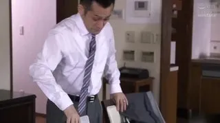 NSPS-八四九 A旦那よりも若くて固く反り返ったチ○ポに発情 妻が「若い男」に寝取られた Part一第0五集