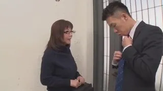 Paco一二一二一九 二一九美原咲子补缀業者とイケナイ関係に陥る他人老婆精第0一集