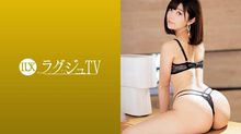 259LUXU1232ラグジュTV1223経験豊富な女医はスパンキングされて感じる敏感M体質！今まで経験してきたセックスを凌駕する巨根のピストンに、瑞々しい美尻を躍らせ乱れまくる！..