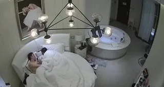 闷烧女约炮嘴里喊着不要身体却不自立躺床口姣,Ru交爽的不要不要